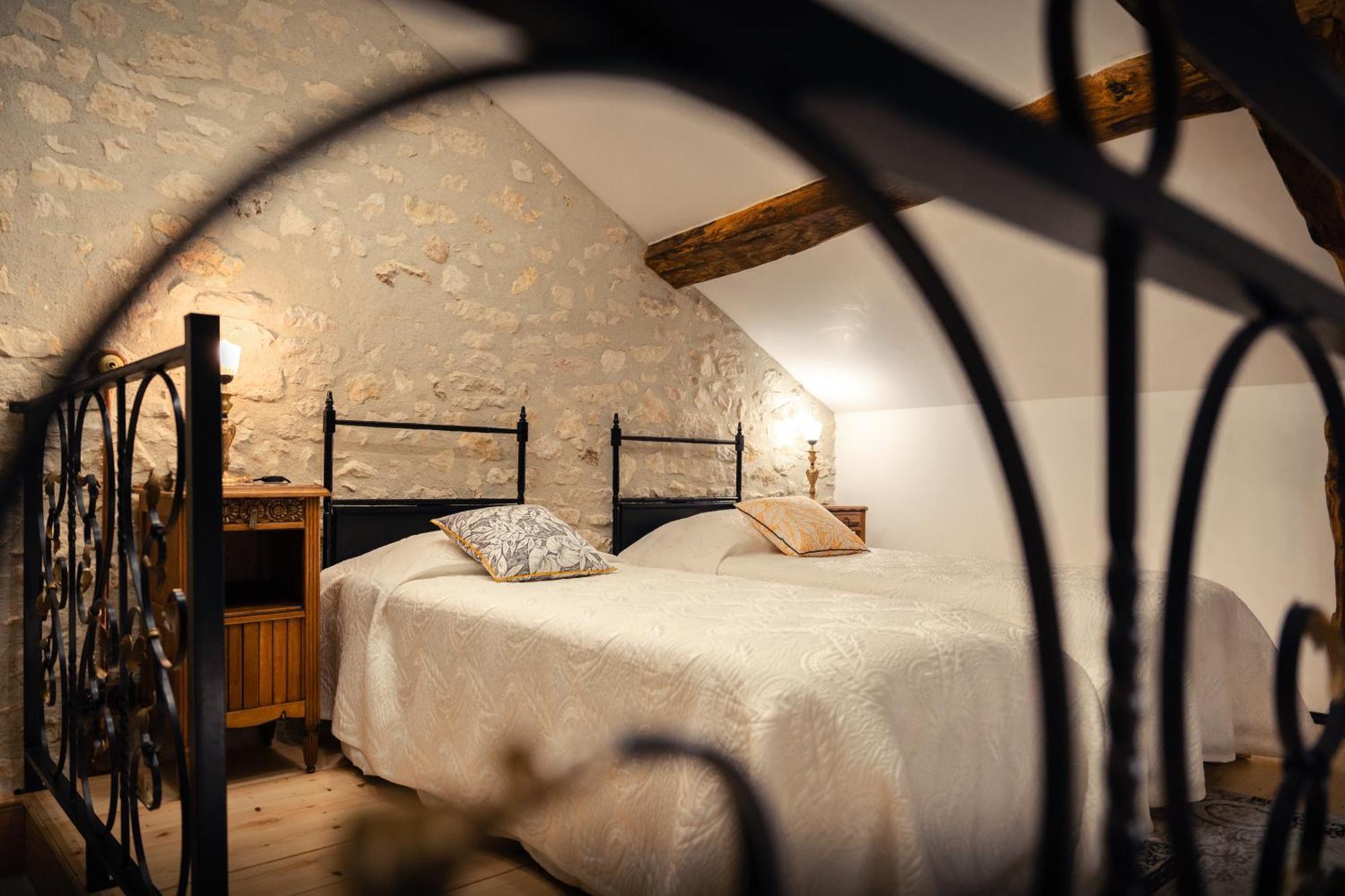 Ets Capmasil - Chambre 1920 Virac 외부 사진